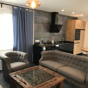 https://apartamento-azure-tierra-y-mar.in-canary-islands.com